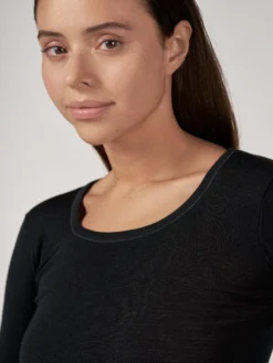 Bluse i merinould til kvinder