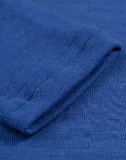 Bluse med høj hals i merinould til kvinder