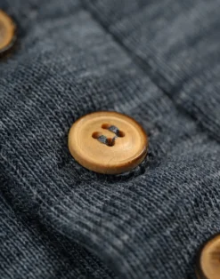Bluse med knapper i merinould til børn