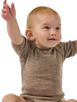 Body med korte ærmer i merinould til baby