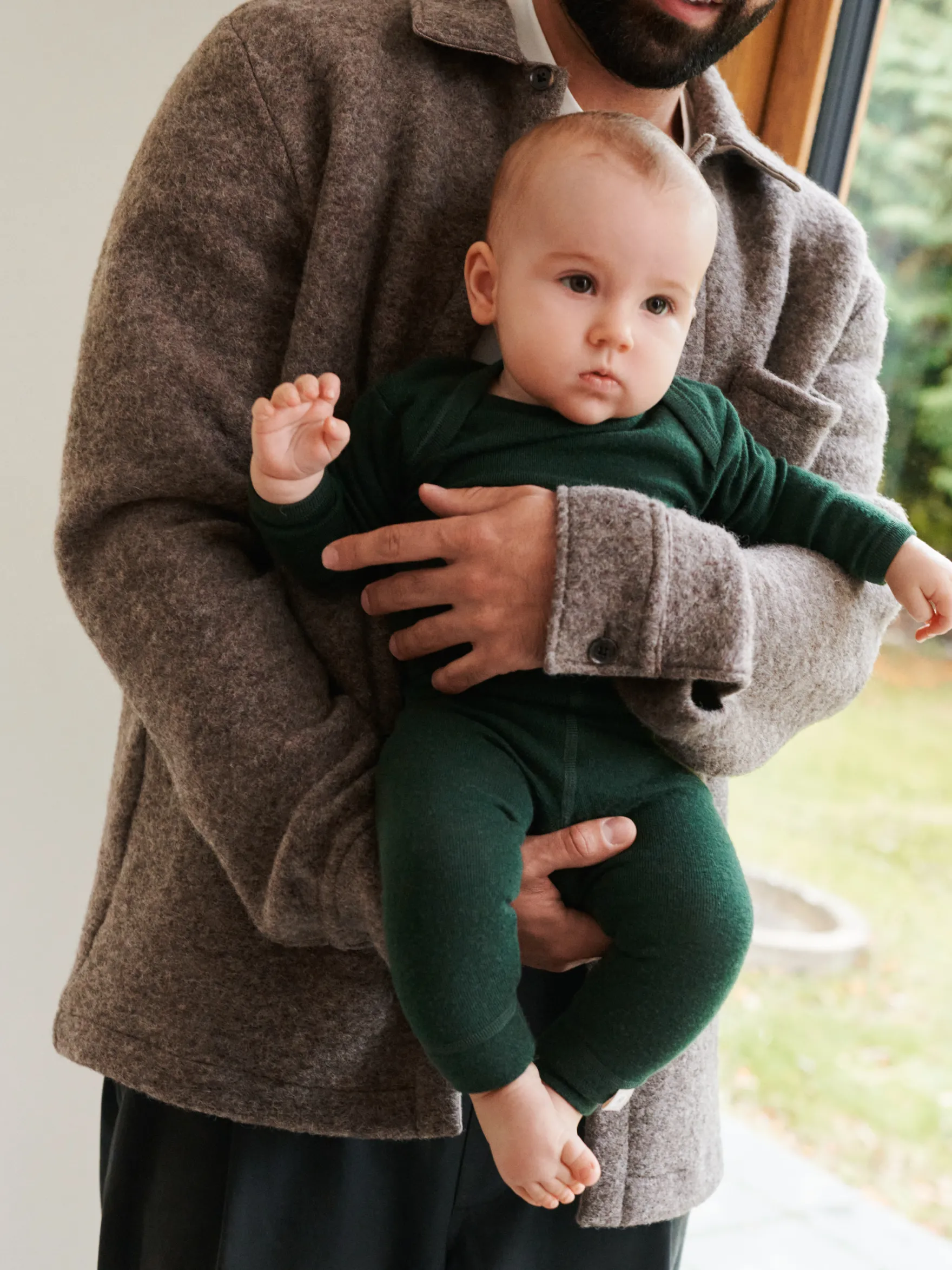 Body med lange ærmer i merinould til baby