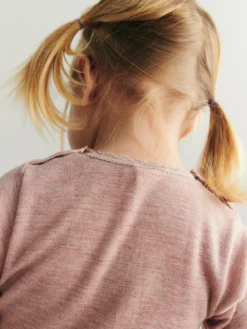 Body med lange ærmer i merinould til baby