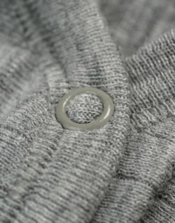 Body uden ærmer i merinould til baby