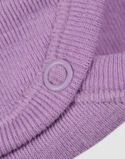 Body uden ærmer i merinould til baby