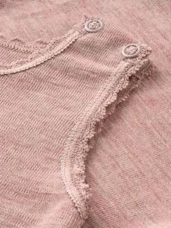 Body uden ærmer i merinould til baby