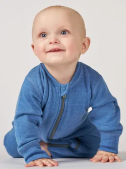 Heldragt i merinouldfrotté til baby