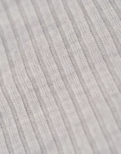 Kjole med flæser i merinould til børn