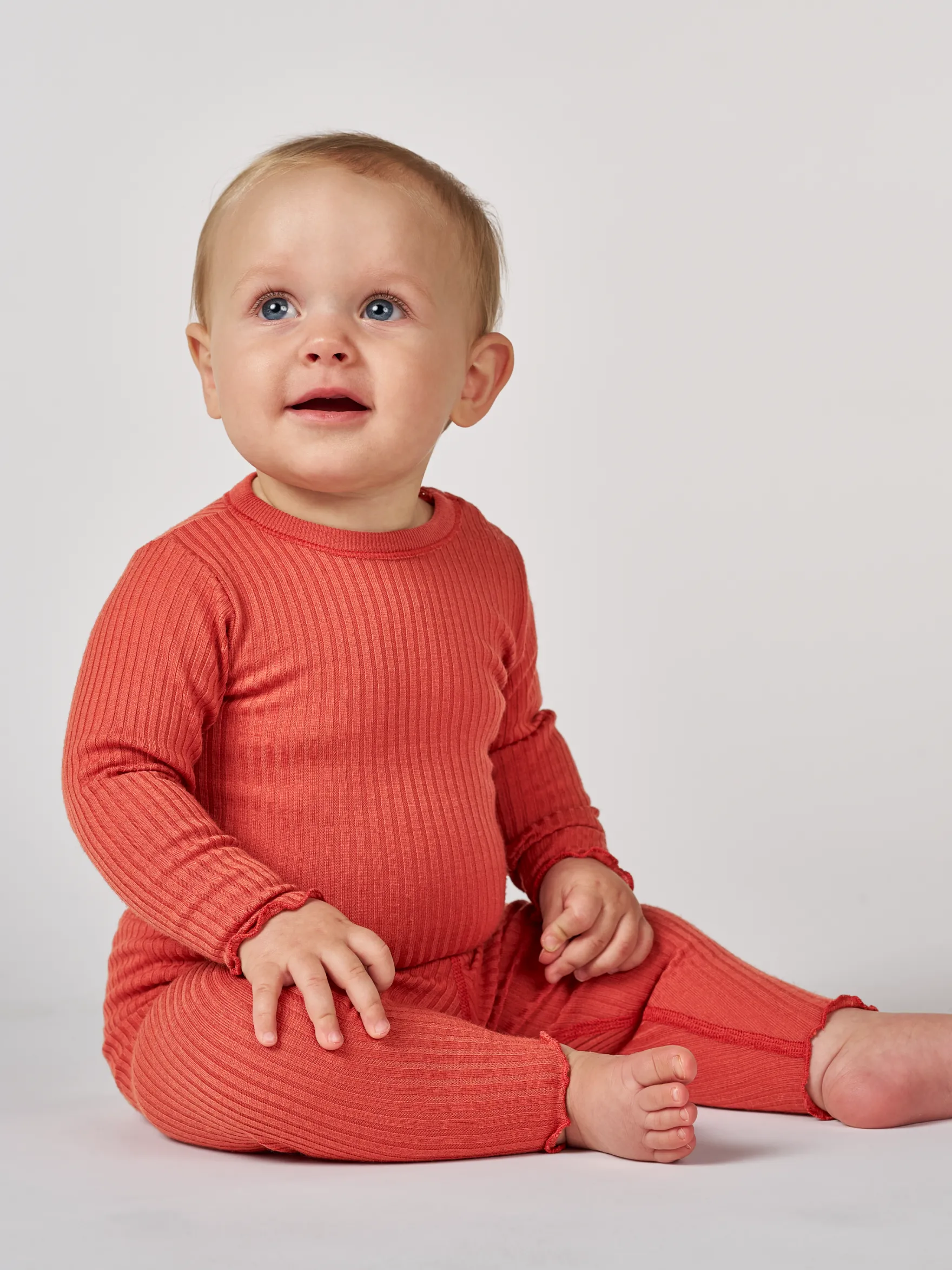Leggings med bølgekanter i merinould til baby
