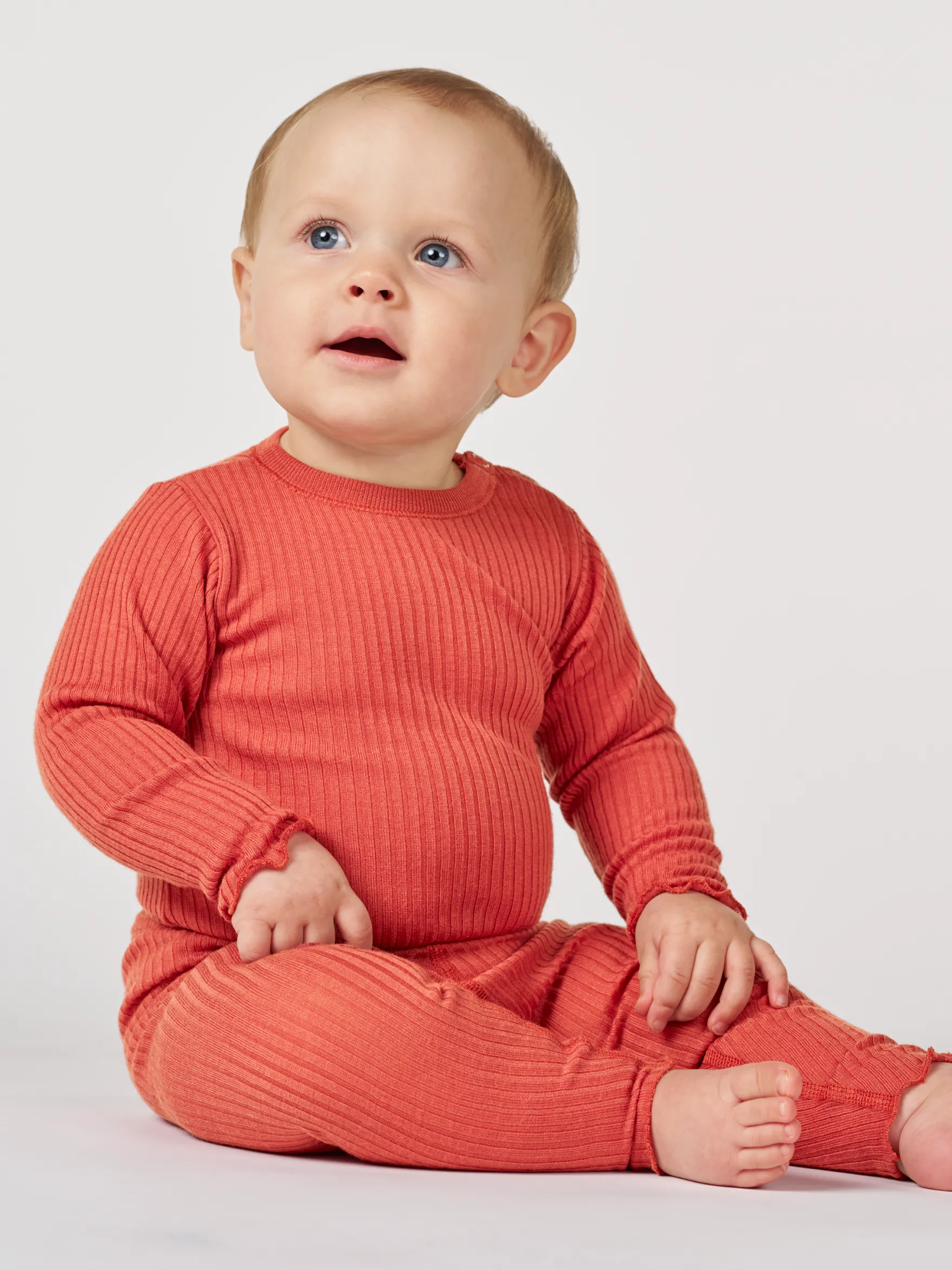 Leggings med bølgekanter i merinould til baby