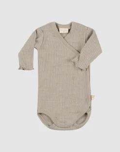 Slå-om body med lange ærmer i merinould til baby