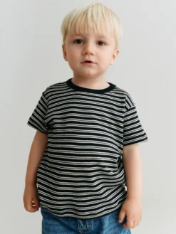 T-shirt i merinould/silke til baby