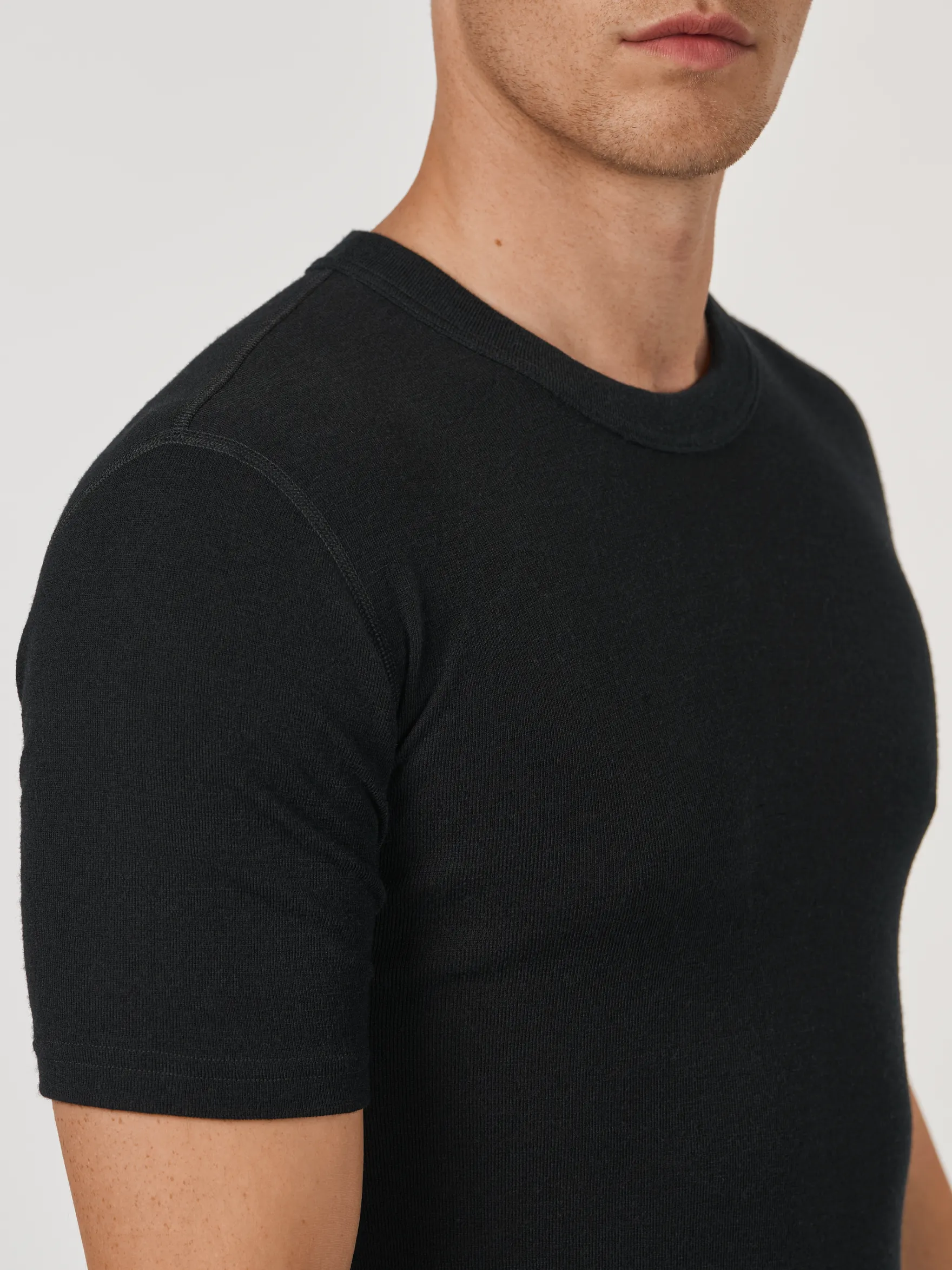 T-shirt i merinould til mænd