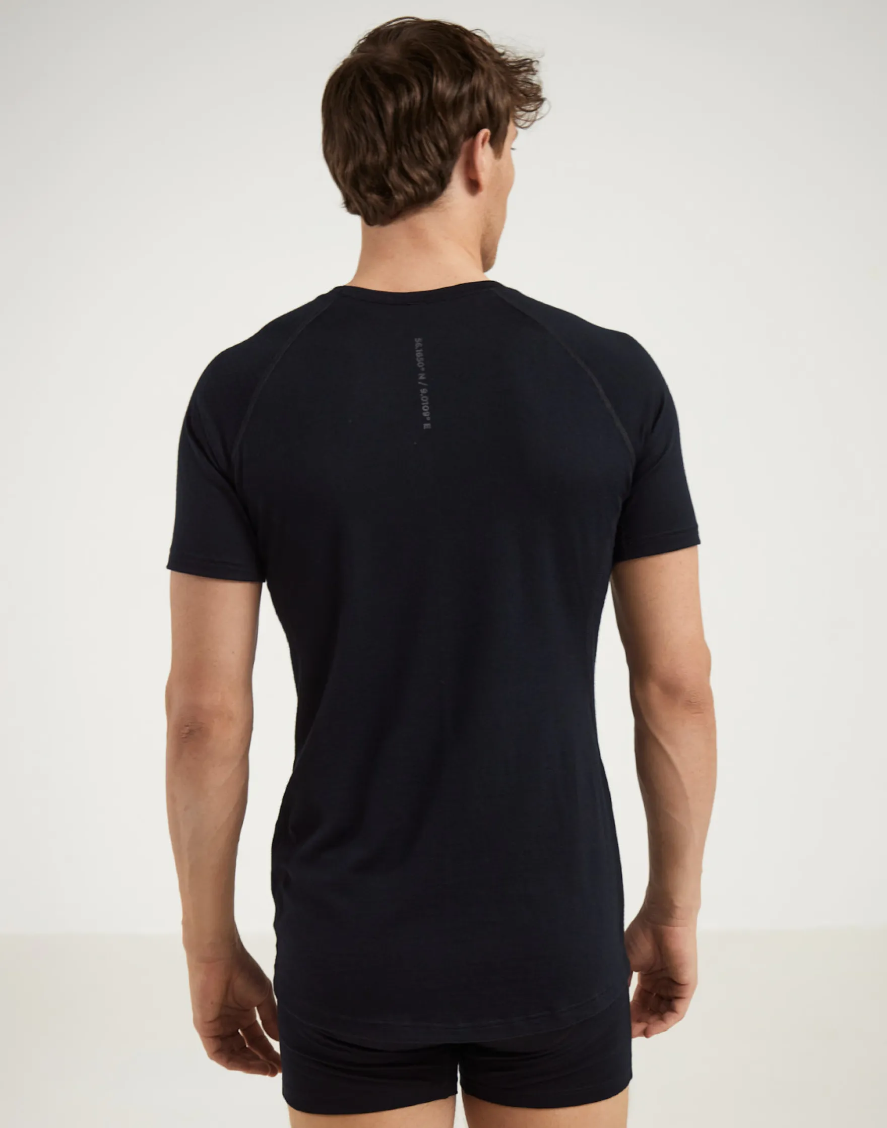 T-shirt i merinould til mænd