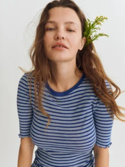 T-shirt med bølgekant i merinould/silke til kvinder