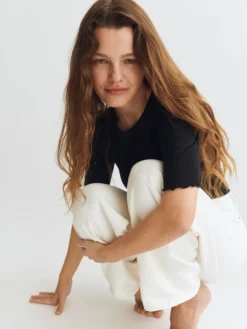 T-shirt med hulmønster i merinould/silke til kvinder