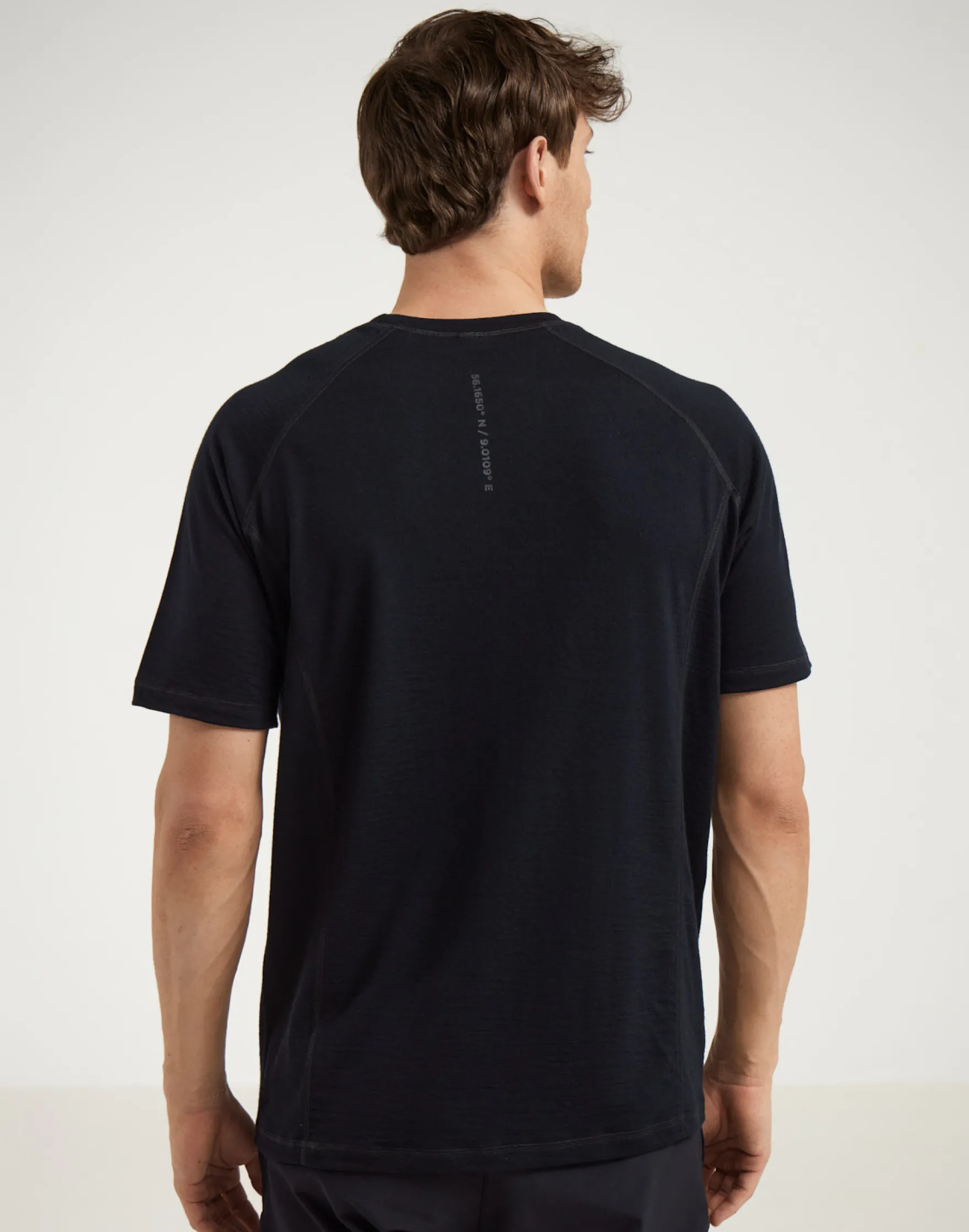 T-shirt med raglanærmer til mænd