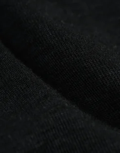 T-shirt med V-hals i merinould/silke til mænd