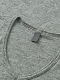 T-shirt med V-hals i merinould til mænd